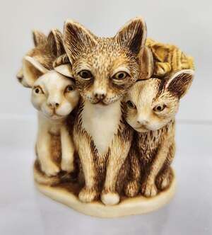 Harmony Kingdom - Fur Ball- 1995 6 Cats Small Treasure Box w/Lid and Box TJCA3